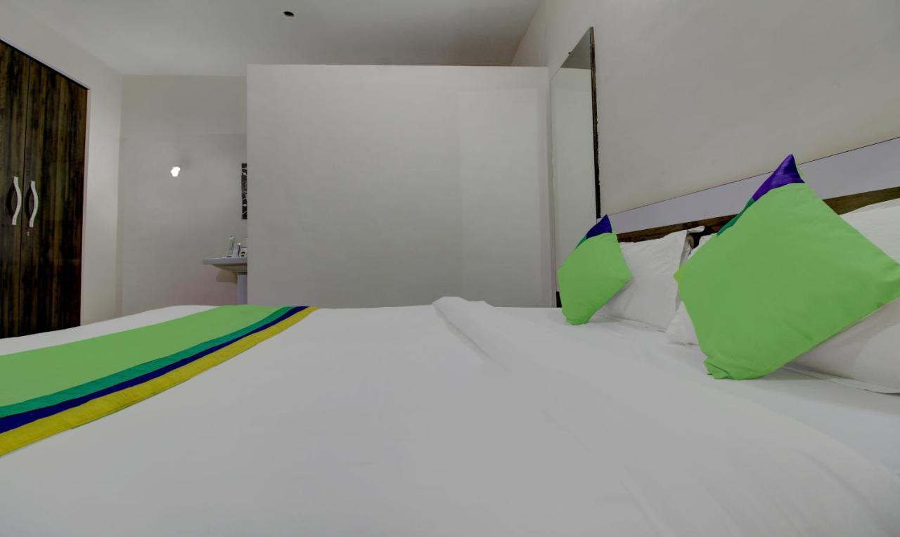 Treebo Jeevan Village 판치가니 외부 사진