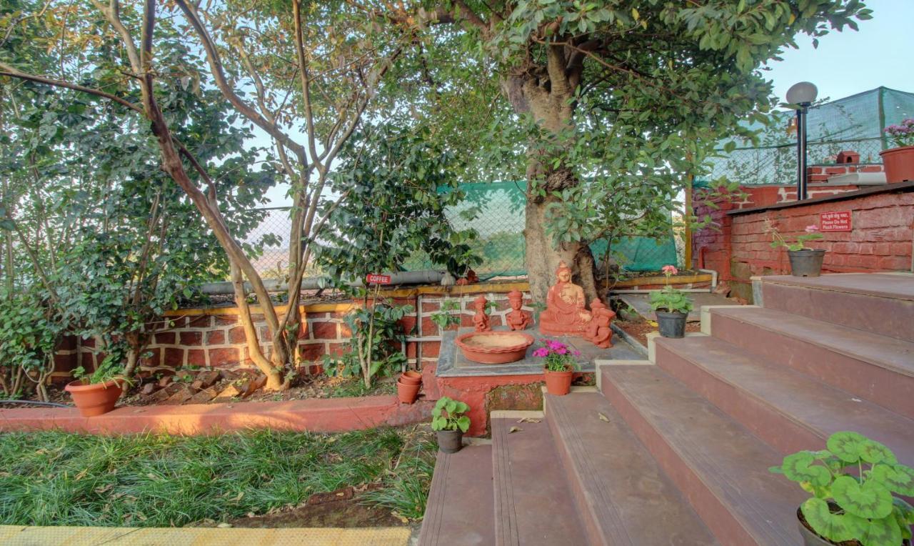 Treebo Jeevan Village 판치가니 외부 사진