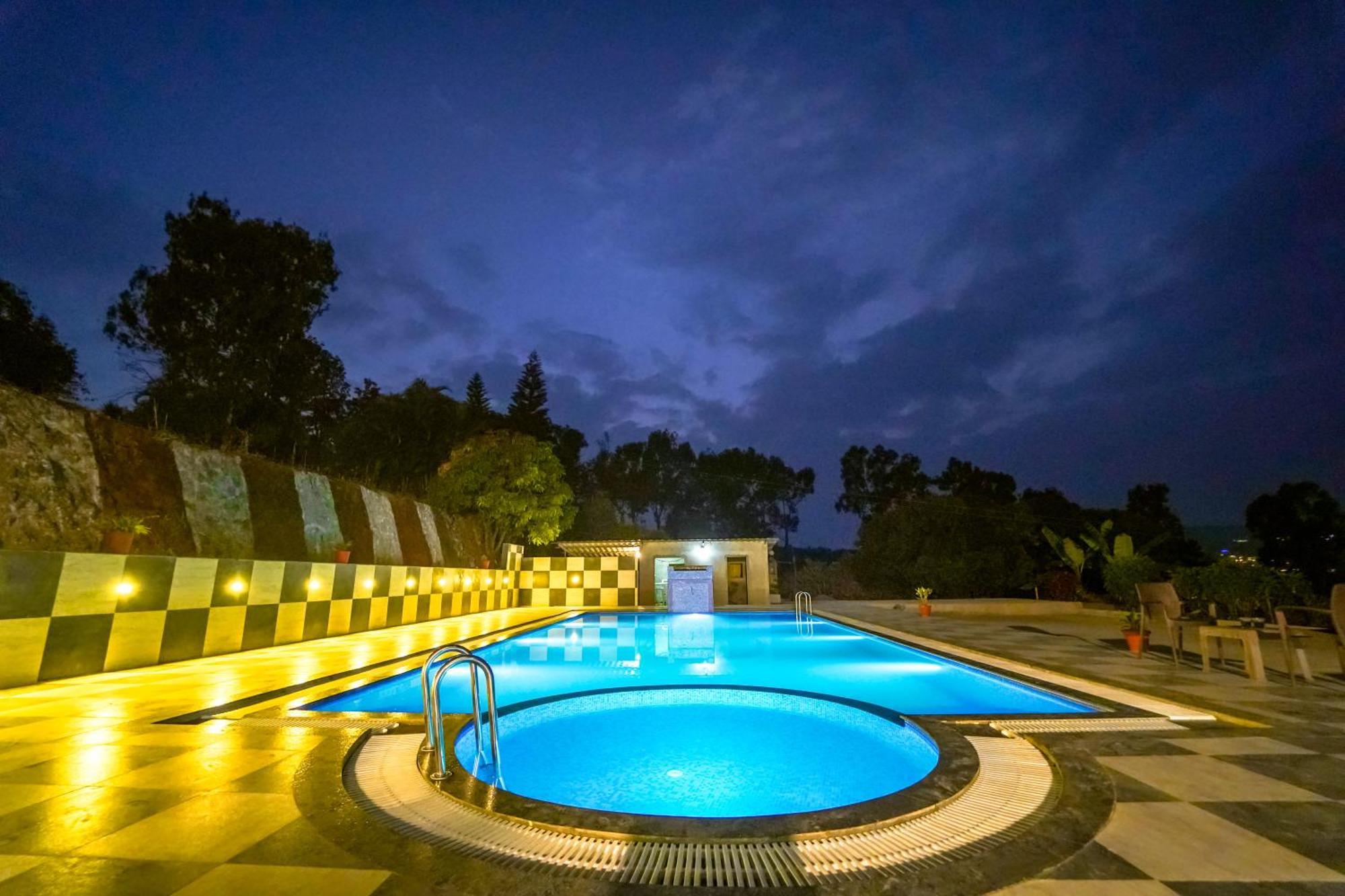 Treebo Jeevan Village 판치가니 외부 사진